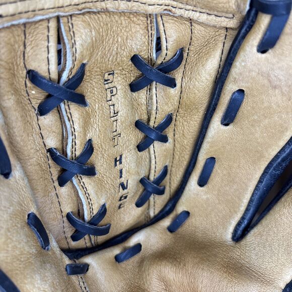 WILSON A360 Softball Glove Large RHT 14"  AGenuine Leather Split Hinge - Picture 7 of 9